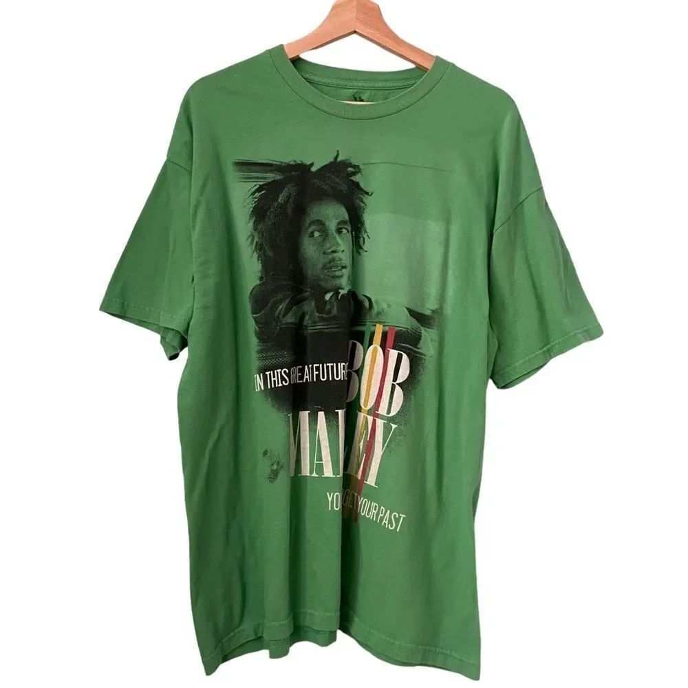 Bob Marley Crewneck T-Shirt in Size XL